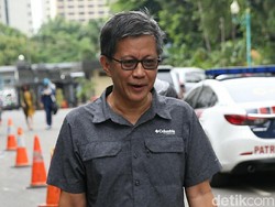 Akan Penuhi Panggilan Polda Metro Jaya, Ini Persiapan Rocky Gerung