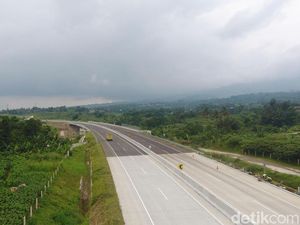 Wuzzz! Jalan Tol Ciawi-Sukabumi Seksi II Selesai Agustus Wuzzz! Jalan Tol Ciawi-Sukabumi Seksi II Selesai Agustus