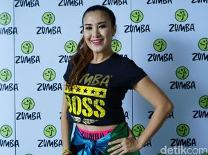 Siapa Bilang Sibuk Bekerja Bikin Susah Olahraga? Simak Kata Liza Natalia Siapa Bilang Sibuk Bekerja Bikin Susah Olahraga? Simak Kata Liza Natalia