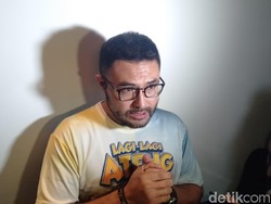 Pohon Tumbang Rusak Kabel Listrik Rumah Surya Saputra