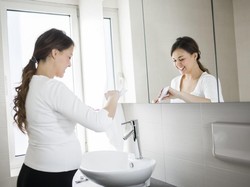 Alasan Ibu Hamil Sering Alami Masalah Mulut dan Gigi