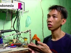 Video: Ahmad, Penyandang Disabilitas yang Jago Rakit Robot