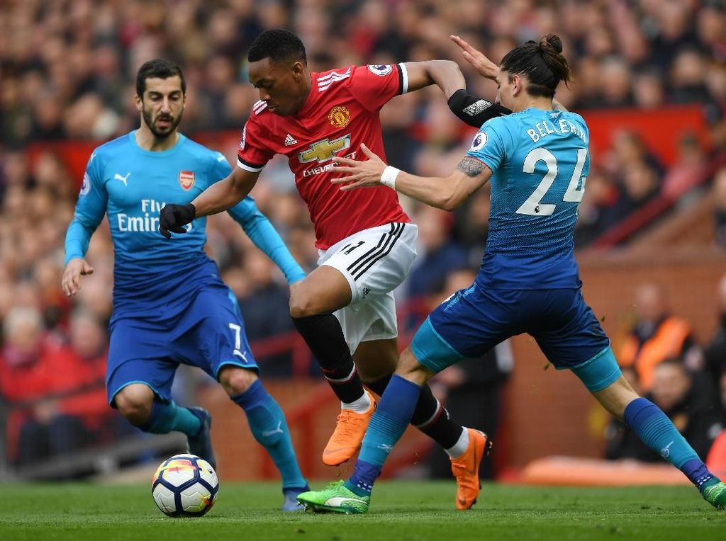 7 Fakta Menarik Usai MU dan Arsenal Imbang 2-2 7 Fakta Menarik Usai MU dan Arsenal Imbang 2-2