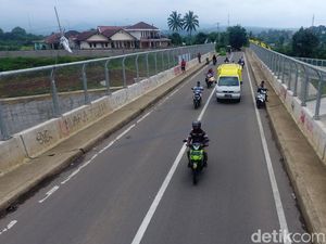 Tol Bocimi Macet 3 Km Jelang Exit Cigombong