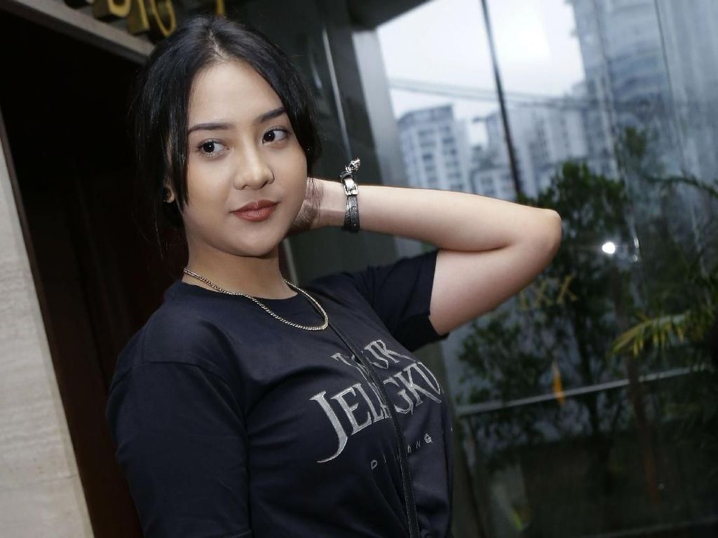 Anya Geraldine Foto Bareng Pacar, Siapa Mau Jadi yang Kedua? Anya Geraldine Foto Bareng Pacar, Siapa Mau Jadi yang Kedua?