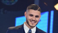 Mauro Icardi juga dinobatkan sebagai striker terbaik musim lalu dan juga gelar top skorer Serie A dengan 29 gol, bareng Ciro Immobile. (Pier Marco Tacca/Getty Images)