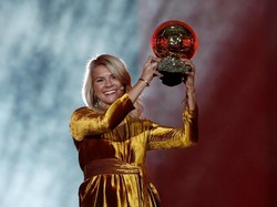 Ada Hegerberg menjadi pemenang pesepakbola wanita peraih Ballon dOr 2018. Dia merupakan pemain Olympique Lyon dari timnas Swedia. (Foto: Benoit Tessier/Reuters)