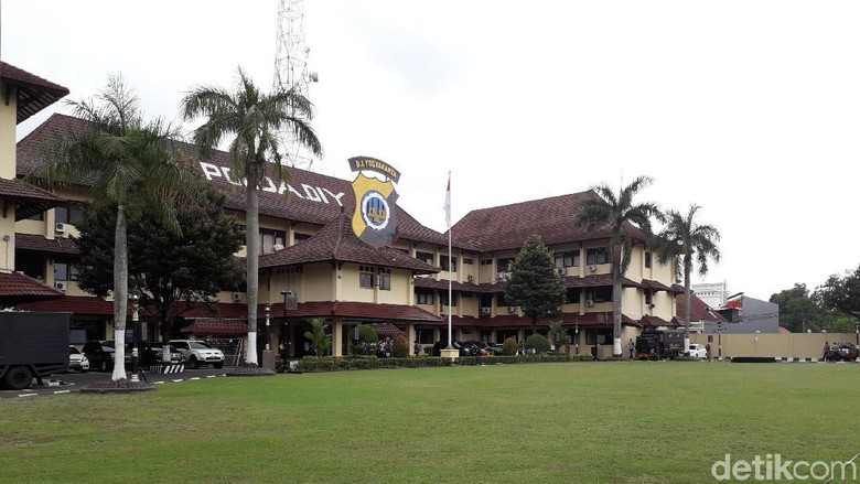 Penulis Balairung Diperiksa Polisi soal Dugaan Perkosaan Mahasiswi UGM