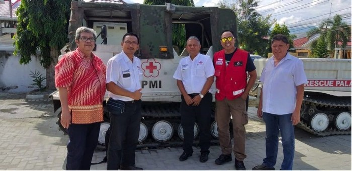 Penyerahan dukungan ke Palang Merah Indonesia di Palu, Sulawesi Tengah (Foto: dok. Ajinomoto)