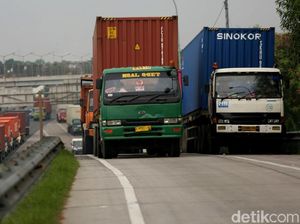 Pembatasan Truk Tol Cikampek Akan Diperpanjang
