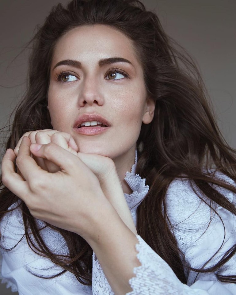 Fahriye evcen фото