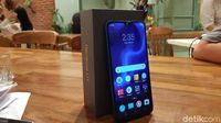 Unboxing Realme U1, Ponsel Buat Generasi Selfie