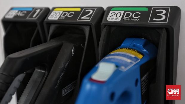 2 Stasiun 'Fast Charging' Diresmikan di Indonesia