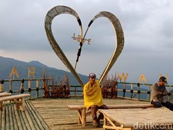 Wahai Traveler, Inilah Bukit Seribu Selfie di Probolinggo!