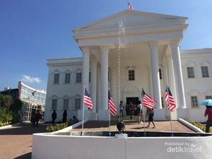 Keliling Dunia di Jawa Timur, Eh Gimana? Keliling Dunia di Jawa Timur, Eh Gimana?