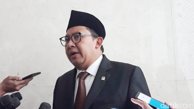 Fadli Zon Heran Bocoran Debat Capres: Nggak Asyik, Nggak Greget Fadli Zon Heran Bocoran Debat Capres: Nggak Asyik, Nggak Greget