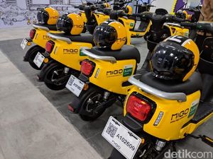 Kuning-kuning, Cerahnya Sepeda Listrik Bertarif Sewa Rp 6.000 Per Jam
