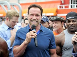 Arnold Schwarzenegger Sebut Donald Trump Presiden Terburuk