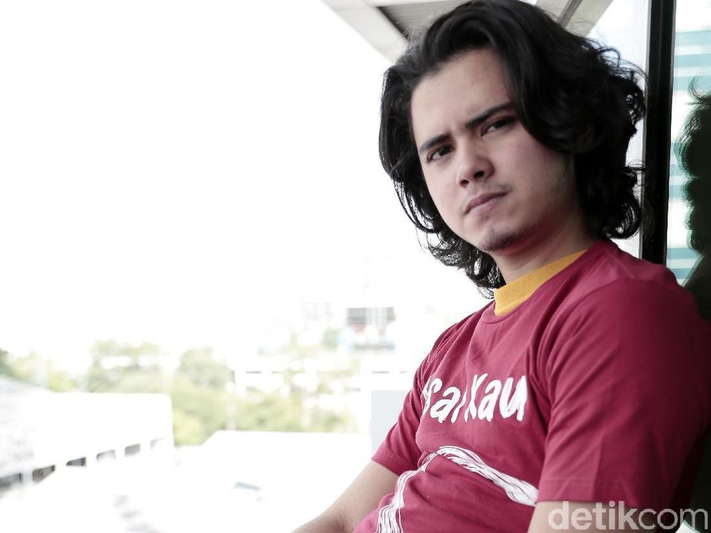 Prilly Latuconsina Sudah Punya Pacar, Aliando Jaga Jarak Prilly Latuconsina Sudah Punya Pacar, Aliando Jaga Jarak