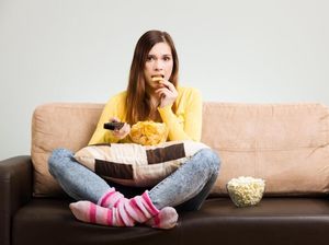 Kekurangan Protein Ternyata Bisa Picu Orang Banyak Ngemil