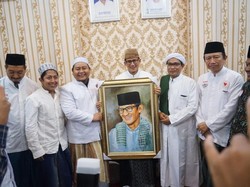 Kunjungi Ponpes di Malang, Sandiaga Janjikan Adanya Santripreneur