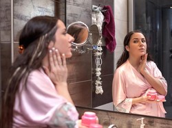 Cara Racun Kosmetik Masuk ke Janin, Bunda Perlu Waspada