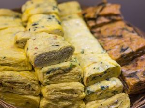 Chef Jepang Ini Beberkan Tips Mudah Bikin Omelet Jepang yang Sempurna