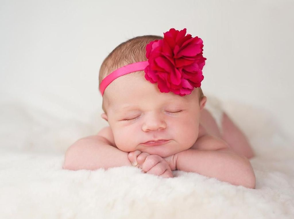 20 Nama Bayi Perempuan dengan Arti Harum