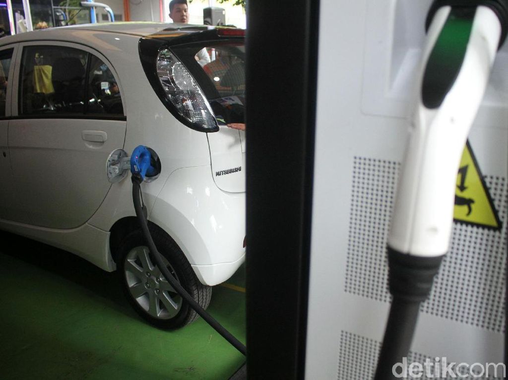 Mobil Listrik Bisa Diasuransikan? Mobil Listrik Bisa Diasuransikan?