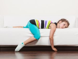 Anak Malas ke Sekolah Berpura-pura Sakit, Bunda Harus Bagaimana? Anak Malas ke Sekolah Berpura-pura Sakit, Bunda Harus Bagaimana?