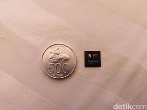Penampakan Snapdragon 855 yang Lebih Kecil dari Koin Rp 500