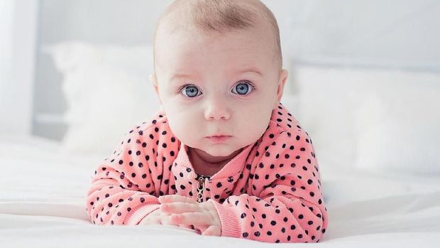 Ilustrasi baju bayi