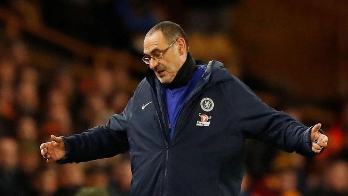 Maurizio Sarri kecewa dengan kekalahan Chelsea dari Wolverhampton (Andrew Boyers/REUTERS) Maurizio Sarri kecewa dengan kekalahan Chelsea dari Wolverhampton (Andrew Boyers/REUTERS)