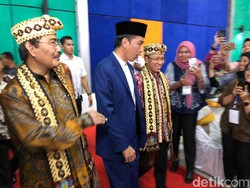 Jokowi: BJ Habibie Mentor Saya, Kuat Diskusi Berjam-jam