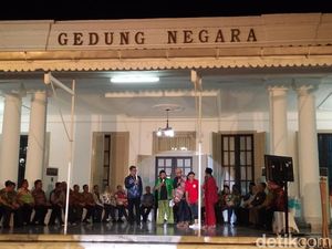 Ridwan Kamil Luncurkan Jabar Masagi di Gedung Negara Cirebon Ridwan Kamil Luncurkan Jabar Masagi di Gedung Negara Cirebon