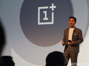 Inilah Ponsel Pertama Berotak Snapdragon 855