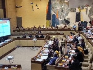 Komisi II Rapat Bahas Persiapan Pemilu dengan Mendagri-KPU-Bawaslu