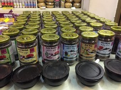 Mencoba Oleh-oleh Sambal Khas Maladewa, Seperti Apa?