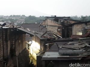 Kronologi dan Dampak Puting Beliung di Bogor Kronologi dan Dampak Puting Beliung di Bogor