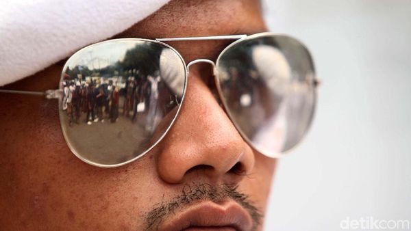 Dukung Habib Bahar, FPI Demo di Depan Bareskrim