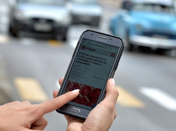 Akhirnya, Warga Kuba Bisa Akses Internet dari Ponsel Mereka