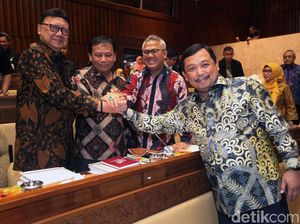 Bahas Persiapan Pemilu, Begini Raker Komisi II-Mendagri