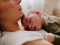 4 Cara Rumahan untuk Mengatasi Hidung Bayi Tersumbat