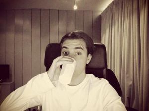 Tampil di DWP X Bali, DJ Alesso Ternyata Penggemar Berat Kopi Tampil di DWP X Bali, DJ Alesso Ternyata Penggemar Berat Kopi