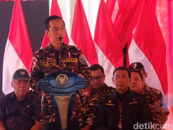 Jokowi: Akhir-akhir Ini Banyak Spanduk Jokowi PKI