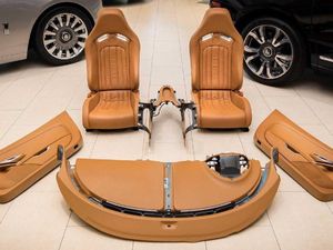 Gokil! Interior Bugatti Veyron Harganya Bikin Kaget