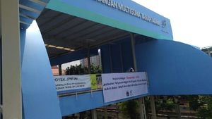 Foto: Sempat Molor, Skybridge Tanah Abang Kini Dibuka
