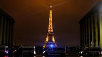 Penjagaan Ketat Menara Eiffel Jelang Demo Susulan di Paris