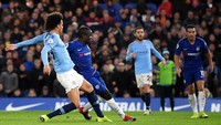 Chelsea memberi City kekalahan pertama di Premier League musim ini. Saat bertanding, Minggu (9/12/2018) dinihari WIB, The Blues menang 2-1. (Foto: Shaun Botterill/Getty Images)