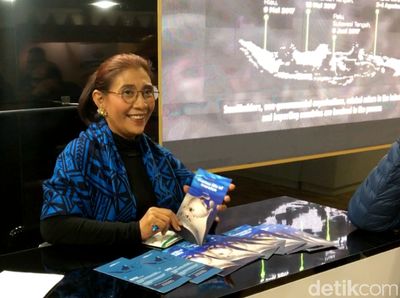 Menteri Susi Jadi Petugas Dadakan Paviliun Indonesia di COP24